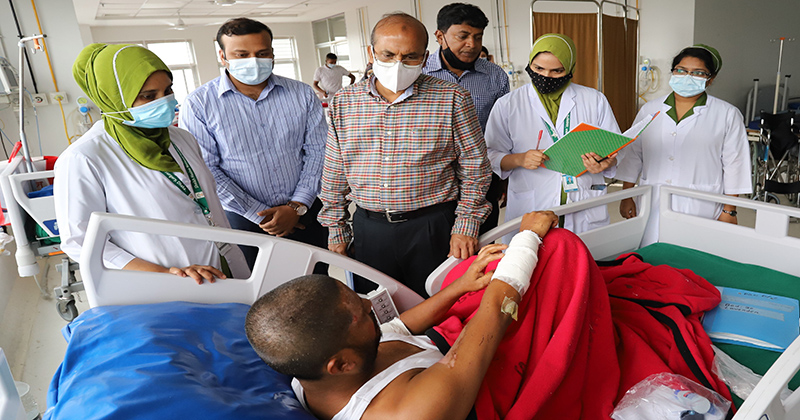 DIFE Inspector General visits injured at Sheikh Hasina burn institute