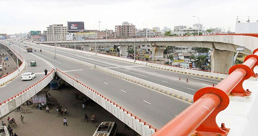 Man dies in motorcycle accident on Hanif flyover