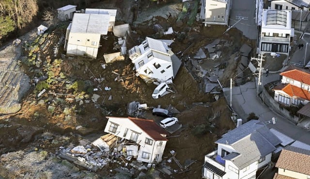 48 dead in Japan after a massive earthquake
