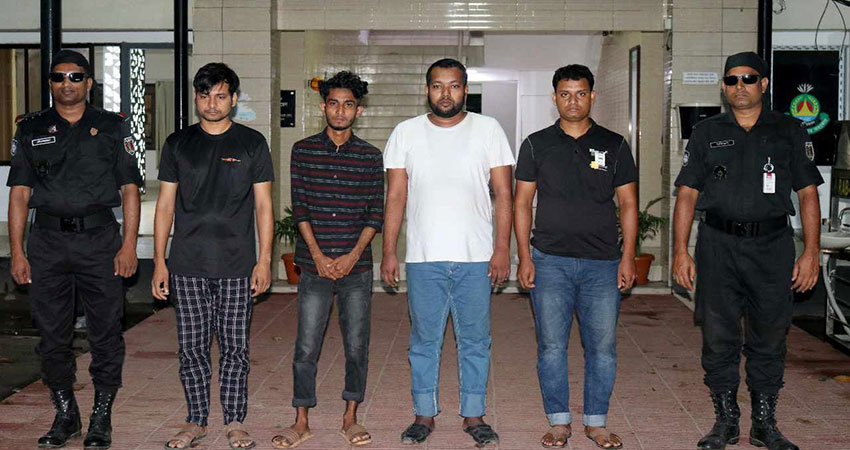 RAB arrests 4 members of online gambling racket