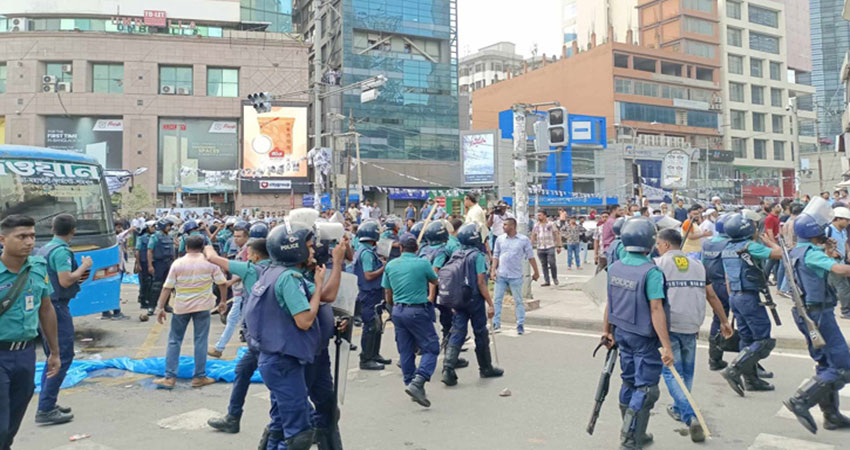 Traders clash with police over closure of Gulshan Shopping Centre