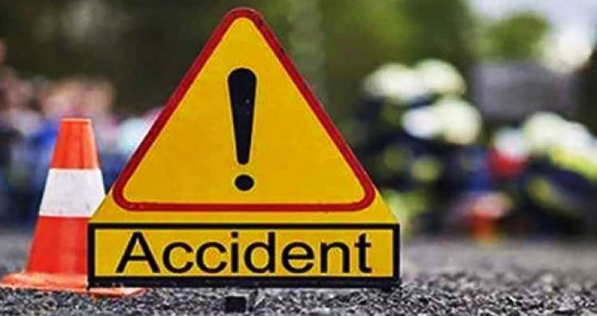 Two truck helpers killed in Dhaka-Mawa highway accident