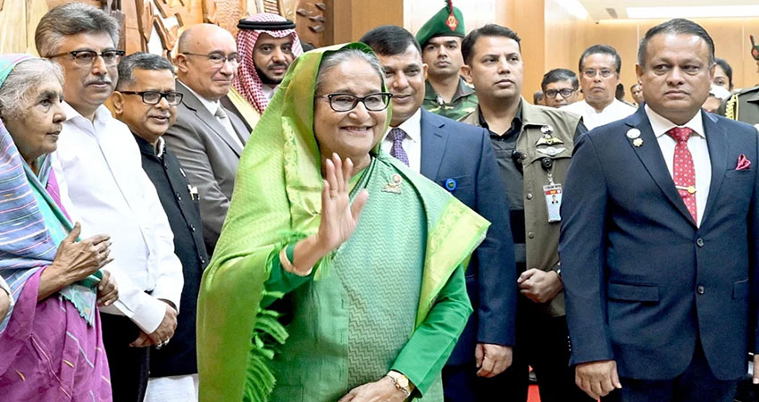 PM off to Saudi Arabia to join Int'l Conference on Women in Islam