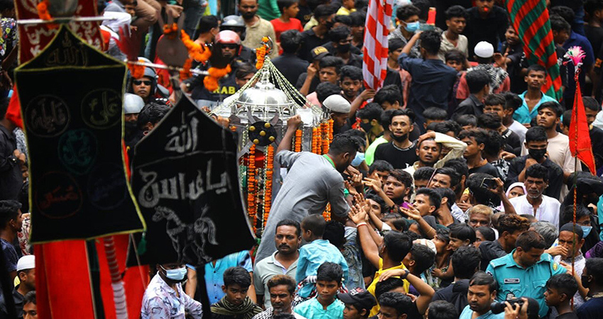 Shia Muslims in Bangladesh mark Ashura with traditional procession