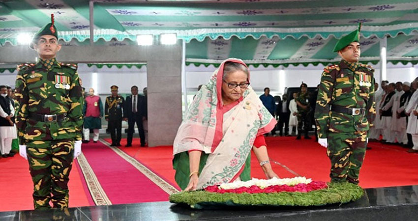 PM pays tributes to Bangabandhu at Dhanmondi