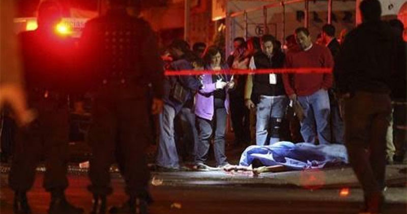 11 killed in shooting attacks on 2 bars in Mexico