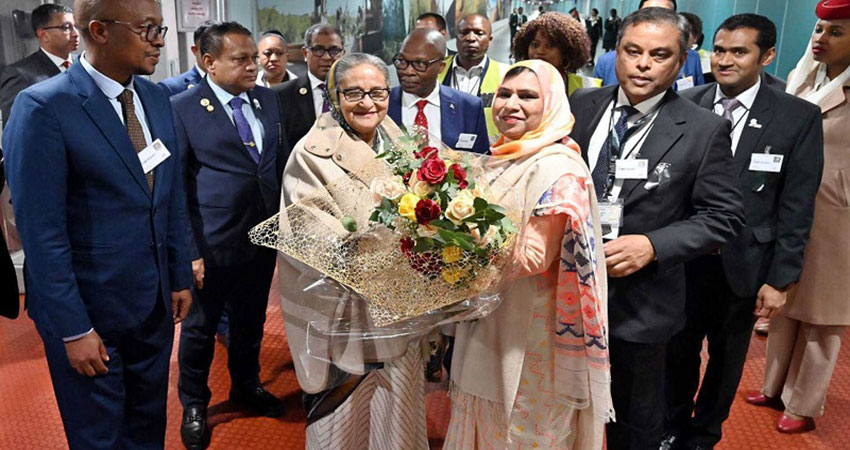 PM arrives in Johannesburg to attend 15th BRICS summit