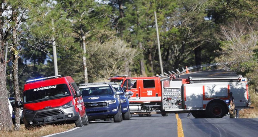 39 killed as Panama migrant bus plunges off road