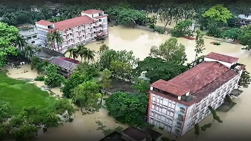40 unions in Cox's Bazar remain under water, Suffering of flood victims is extreme, food aid has not been available