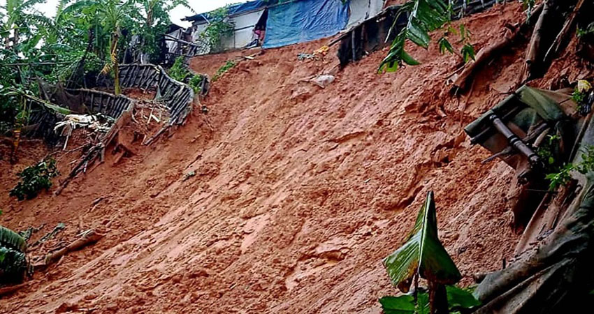 Rohingya woman, daughter among 4 killed in Cox's Bazar landslide