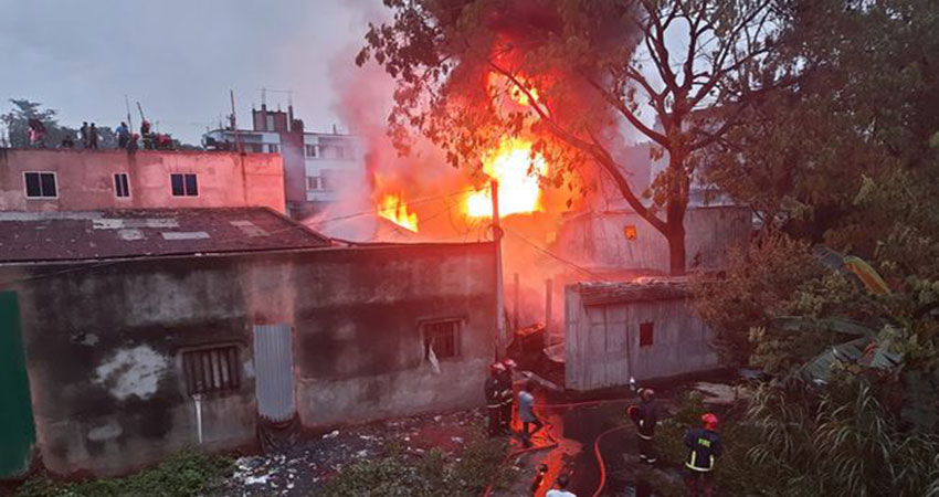 Three family members killed in Keraniganj godown fire