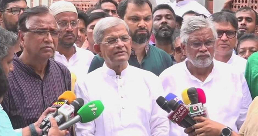 Mirza Fakhrul urges people to take to the streets to oust govt