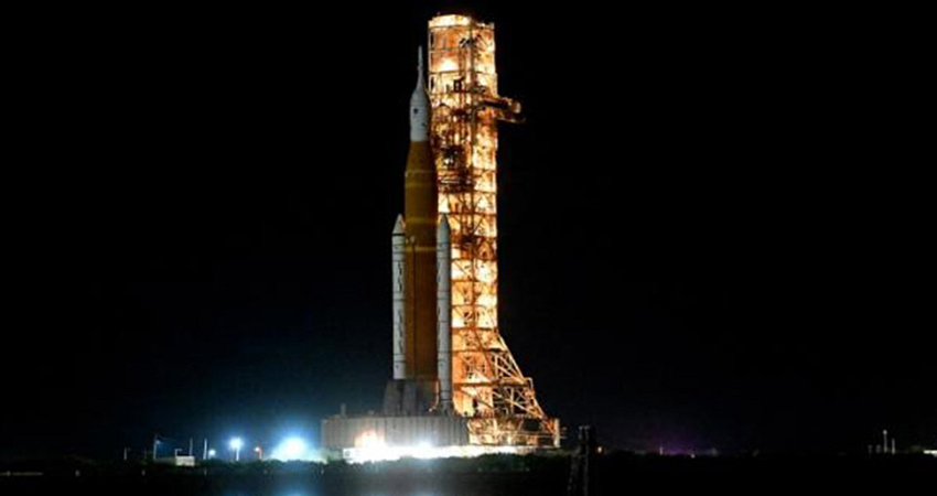 NASA sticks to plan to launch Moon rocket Wednesday