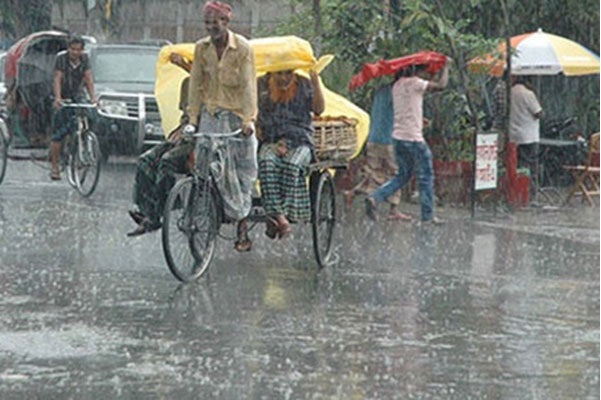 ৭ বিভাগে ভারি বৃষ্টির আশঙ্কা, নদীবন্দরে ২ নম্বর হুঁশিয়ারি সংকেত