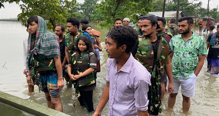 21 DU students among 100 stranded people rescued in Sunamganj