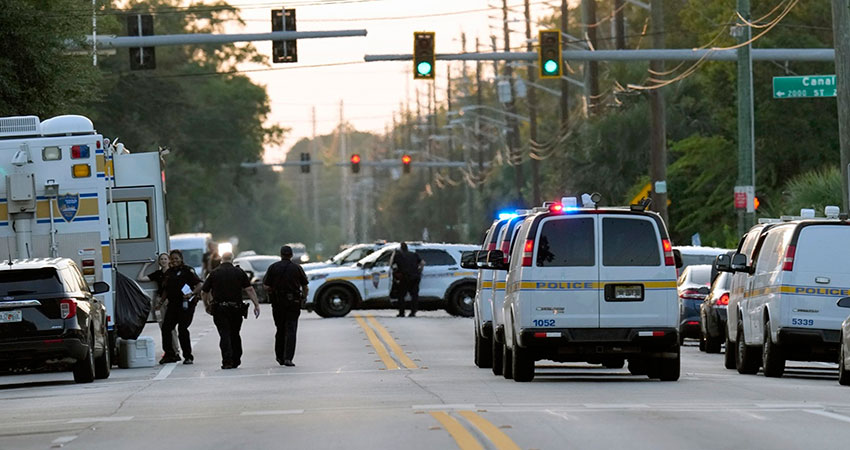 Florida gunman driven by racial 'hate' kills 3