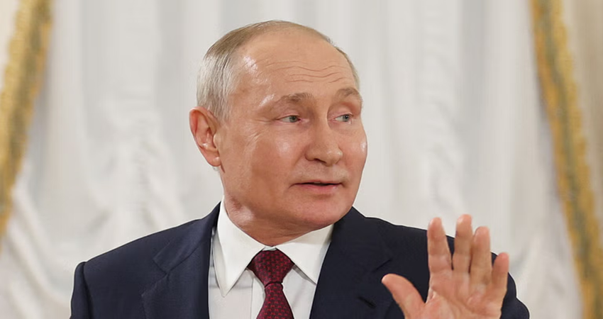 Putin says Russia does not reject talks with Ukraine