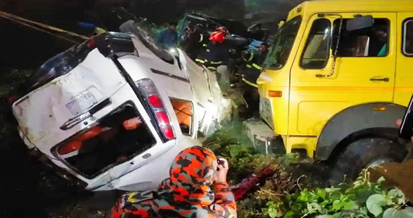 Habiganj road accident leaves 5 dead