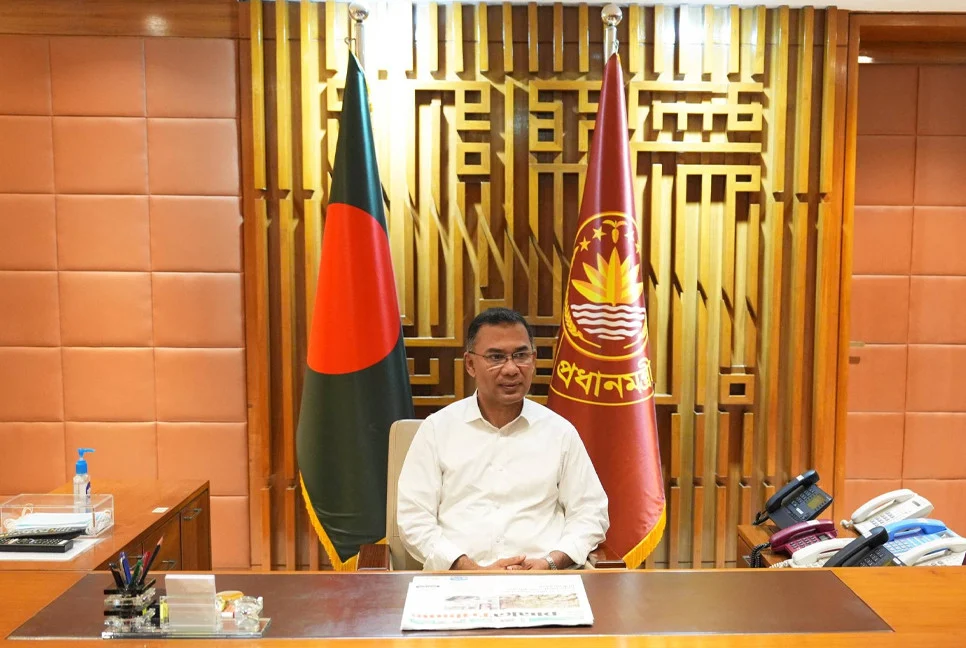 প্রথমবার সশস্ত্র বাহিনী বিভাগে অফিস করলেন প্রধানমন্ত্রী