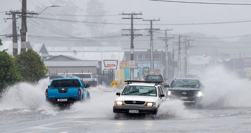 Cyclone Gabrielle lashes northern New Zealand, 58,000 homes without power