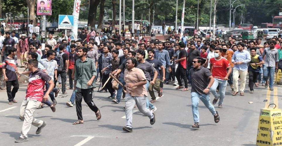 35 hurt as BCL, Chhatra Dal activists clash at DU