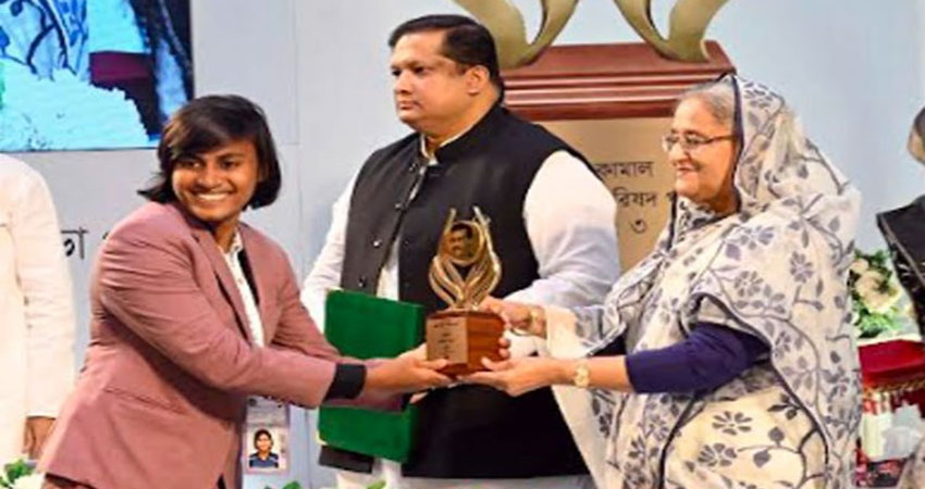 PM Hasina distributes Sheikh Kamal sports award to 10 people, 2 organisations