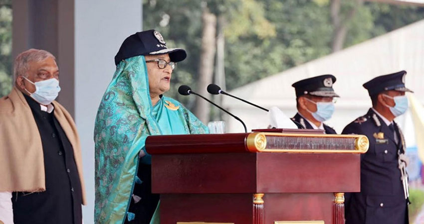 PM urges police to serve people with professionalism and sympathy