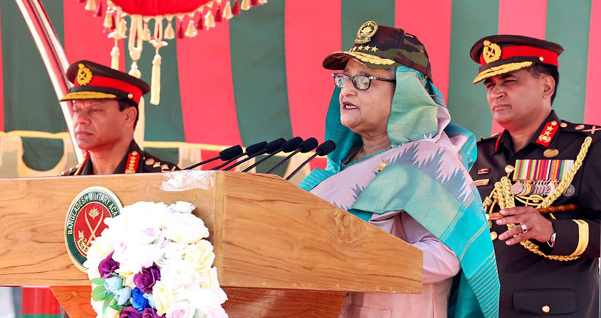 Govt collecting modern, time-befitting war weapons for armed forces: PM