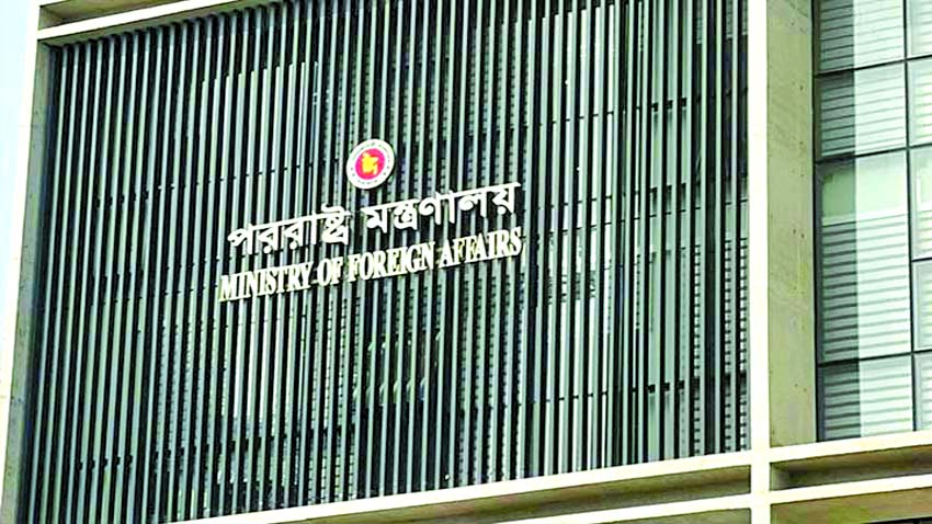 Dhaka rejects Delhi’s  explanation over Adviser Zahed’s airport incident