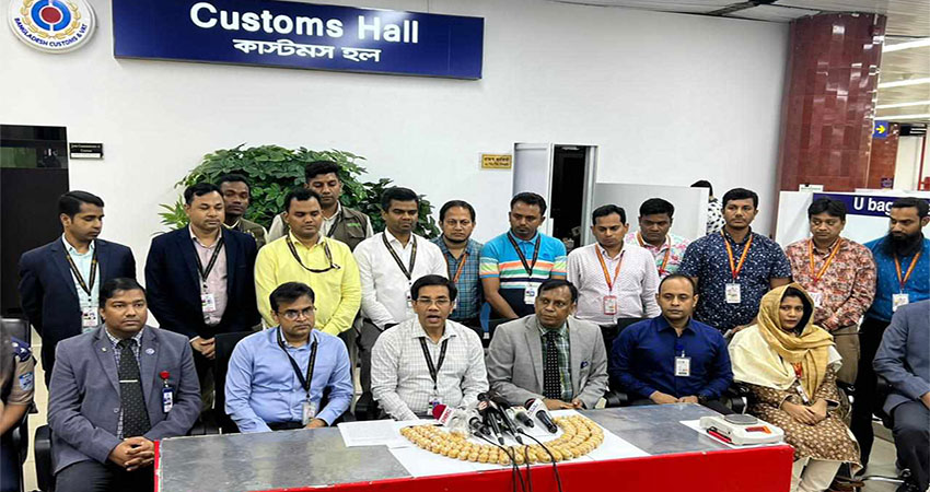 Tk 33.4 cr gold seized at Dhaka airport; 3 held