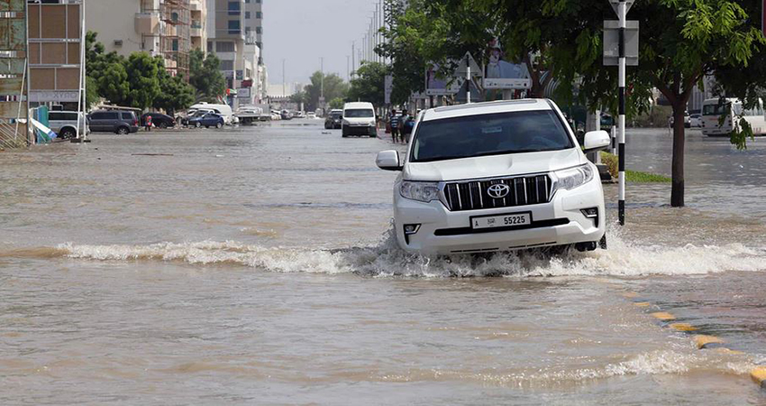 Unseasonable rains leave seven dead in UAE