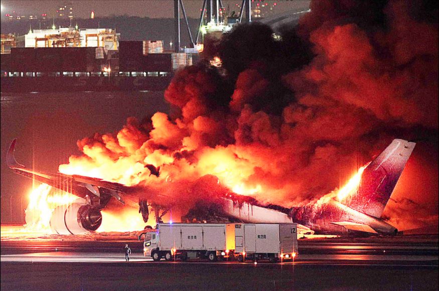 Five people killed in a plane crash in Japan